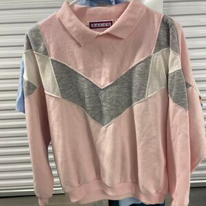 Vintage Pacer Medium Sweater – Classic Style, Cozy Comfort, and Timeless Appeal